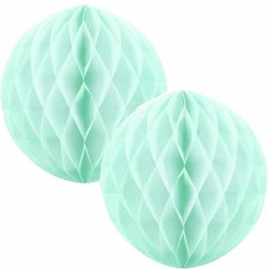 Kerstboomversiering 4x mintgroene kerstballen van papier 10 cm