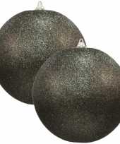 2x zwarte grote kerstballen met glitter kunststof 13 5 cm
