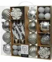 50x kunststof kerstballen mix zilver 4 8 15 cm kerstboom versiering decoratie