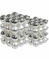 72x stuks glazen kerstballen zilver 4 en 6 cm mat glans