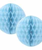 Kerstboomversiering 8x lichtblauwe kerstballen van papier 10 cm